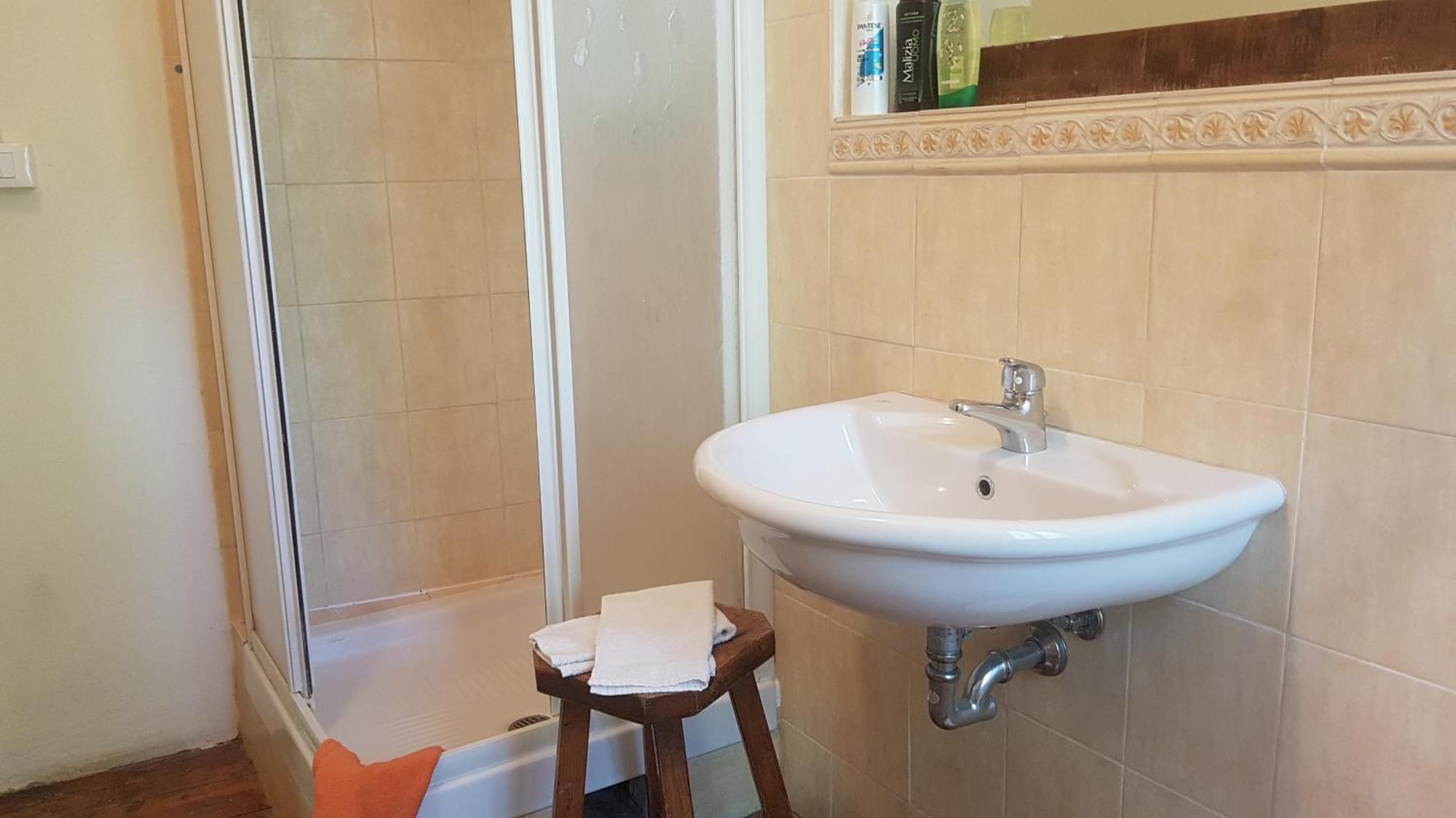 Apartament La Stanza Del Bosco Arcumeggia Zewnętrze zdjęcie